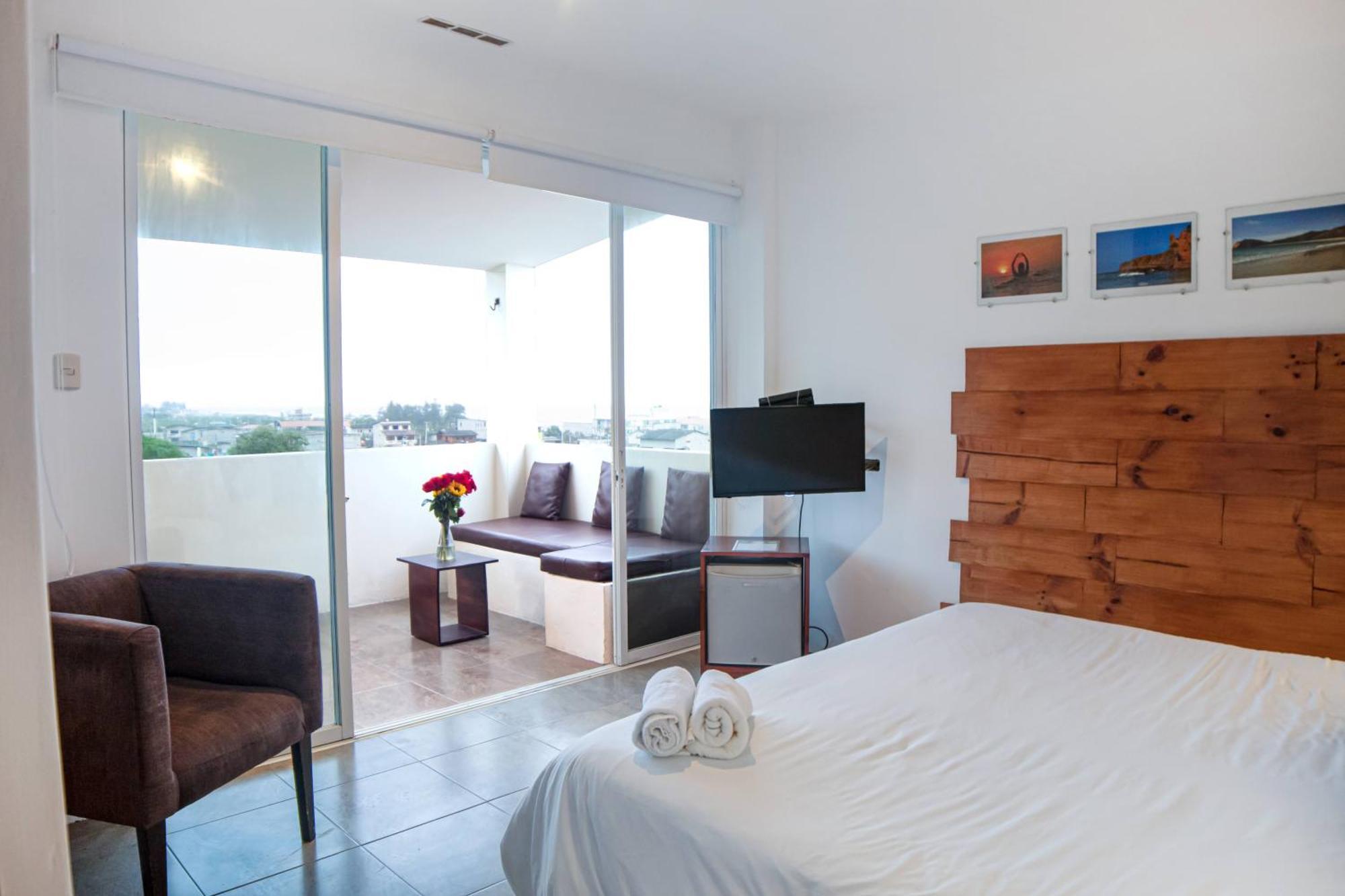 Me Hotel & Villas - Montanita Estates 외부 사진