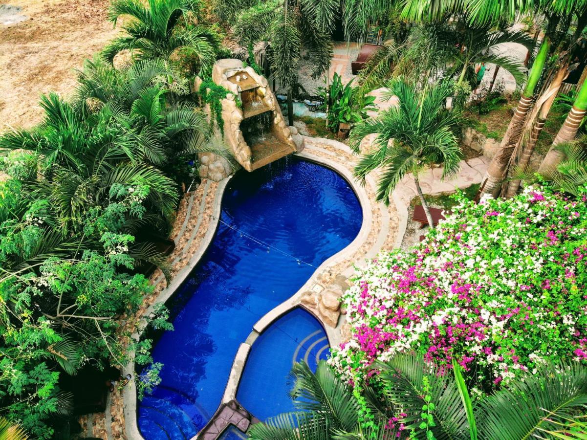 Me Hotel & Villas - Montanita Estates 외부 사진